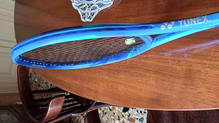 Vendo racchetta tennis 