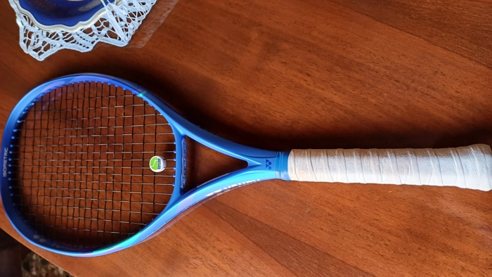 Vendo racchetta tennis 