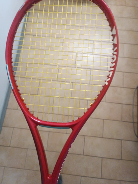 Yonex Vcore 100D