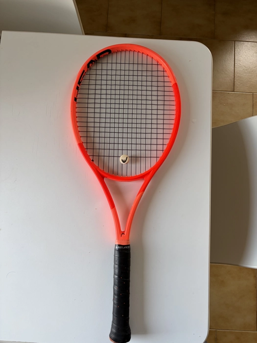 Vendesi racchetta Head Radical MP 2025 