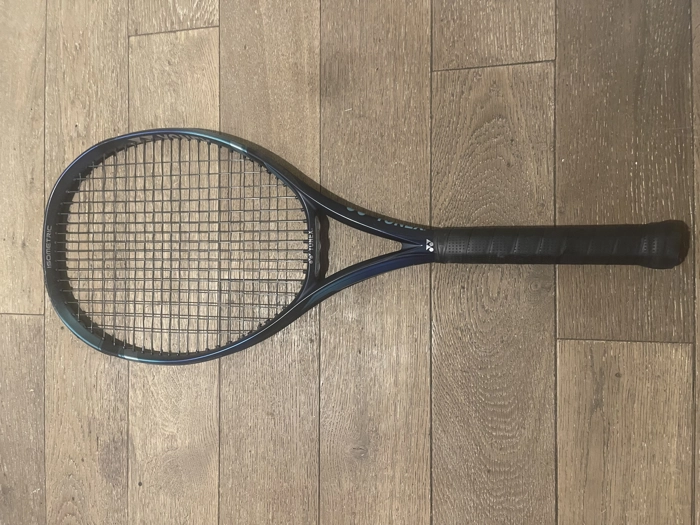 Yonex e zone 100l 2022