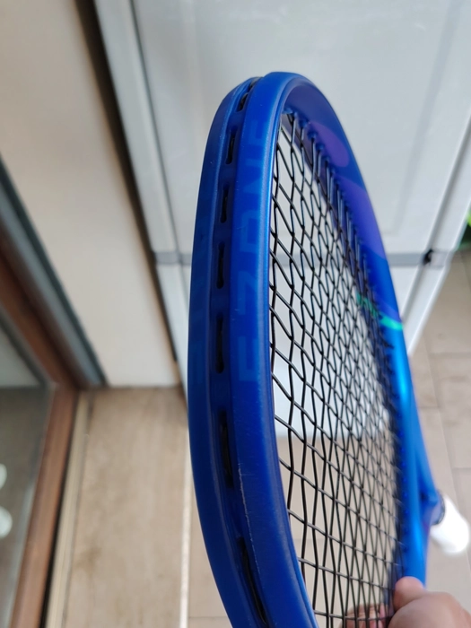 Yonex ezone 100 modello 2025 