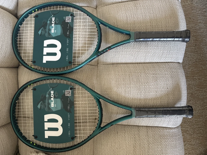 Vendo coppia di racchette Wilson blade v9 lady