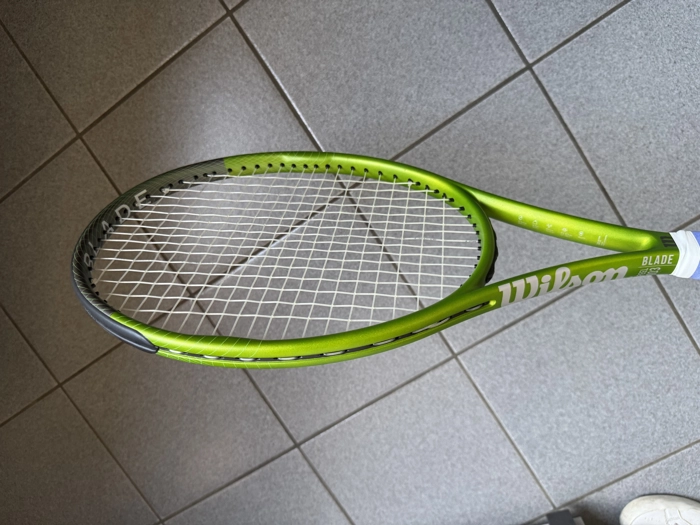 Wilson Blade Feel 103
