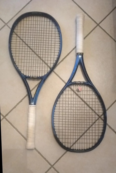 YONEX EZONE 100 GR 300 L3 (2020)